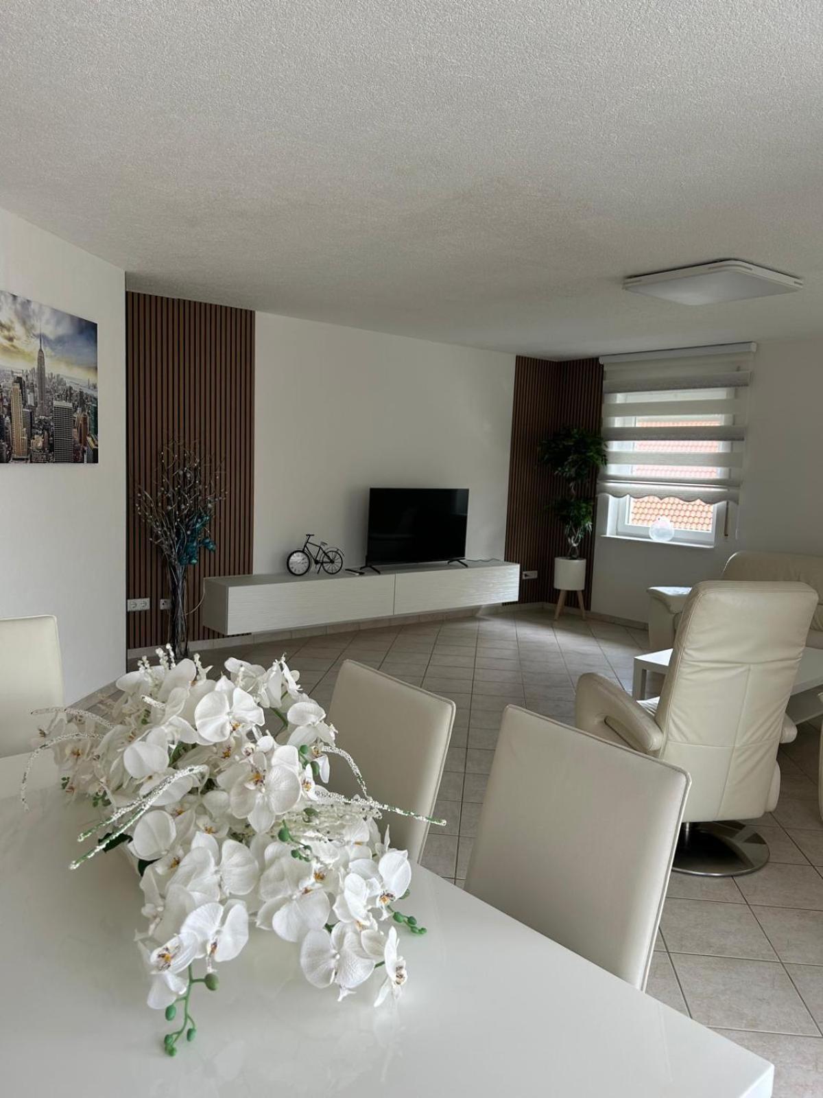 Apartamento Kassel Lohfelden Monteur Und Family Qualitat Schmidt Ll Exterior foto